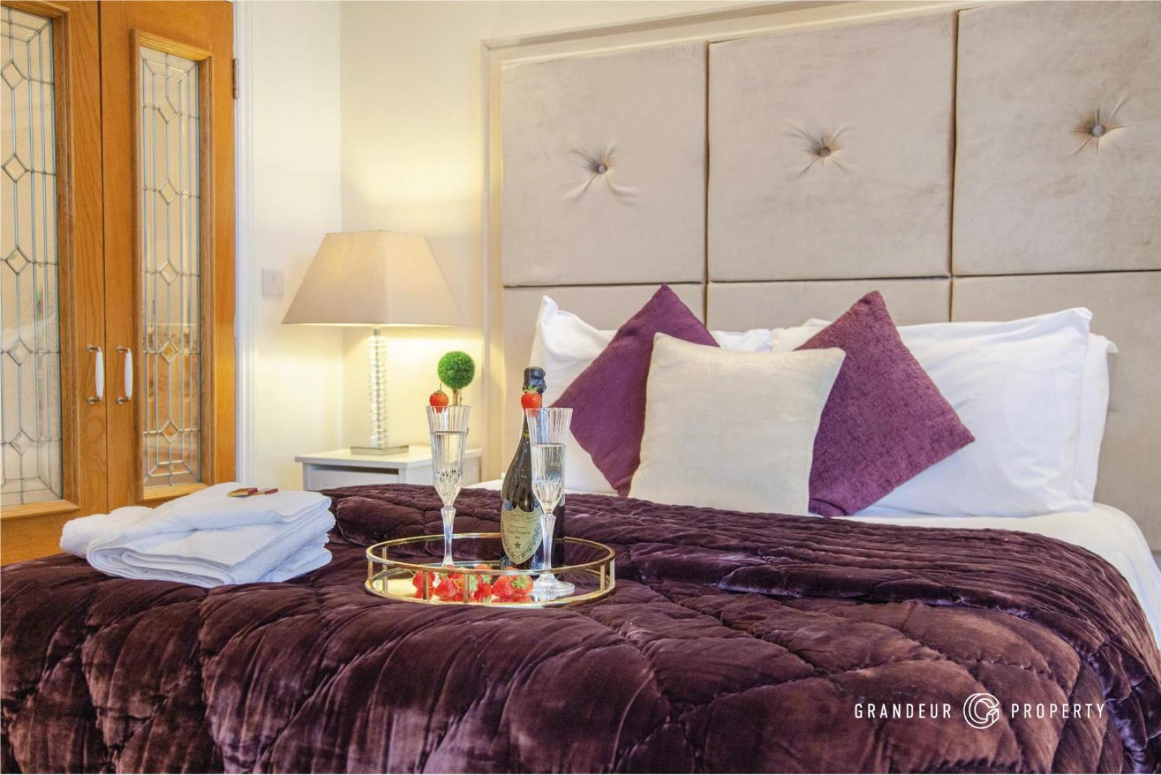 Treetop Suite By Grandeur Property Bournemouth Buitenkant foto